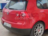 Usado VW Golf V Sportline 140 CV (102 kW) 2007 Rojo Berlina