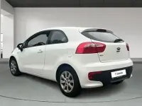 Usado Kia Rio 84 CV (61 kW) 2016 Blanco Utilitario