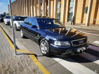 Usado Audi A8 193 CV (141 kW) 1999 Azul Berlina