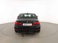 Usado BMW 520 Comfort Edition 190 CV (139 kW) 2018 Negro Berlina