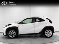 Usado Toyota Aygo X Play 72 CV (52 kW) 2024 Blanco SUV