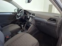 Usado VW Tiguan Life 150 CV (110 kW) 2023 Gris / plata SUV