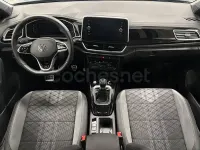 Usado VW T-Roc R-line 115 CV (84 kW) 2025 Gris / plata SUV