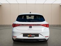 Usado Seat Leon Style 110 CV (80 kW) 2021 Blanco Berlina