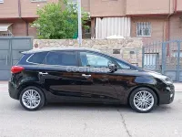 Usado Kia Carens 115 CV (84 kW) 2017 Negro Monovolumen