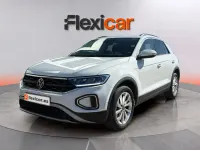 Usado VW T-Roc Life 150 CV (110 kW) 2023 Blanco SUV