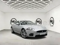 Usado Jaguar XKR 416 CV (305 kW) 2007 Gris / plata Coupe