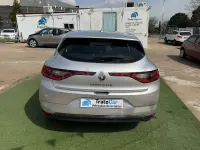 Usado Renault Mégane IV Bose Edition 110 CV (80 kW) 2017 Gris / plata Berlina