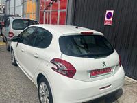 Usado Peugeot 208 Active 68 CV (50 kW) 2012 Blanco Utilitario