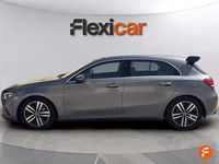 Usado Mercedes A180 116 HP (85 kW) 2018 Cinzento Sedan