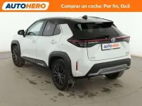 Używany Toyota Yaris Cross 116 KM (85 kW) 2022 Biały SUV