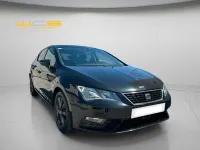 Usado Seat Leon ST Style 116 CV (85 kW) 2020 Negro Familiar
