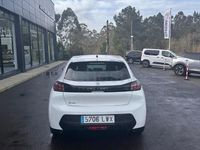 Usado Peugeot 208 Active 100 CV (73 kW) 2022 Blanco Utilitario
