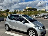 Usado Mercedes A180 109 CV (80 kW) 2011 Gris / plata Monovolumen
