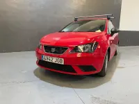 Usado Seat Ibiza SC Reference 75 CV (55 kW) 2015 Rojo Utilitario