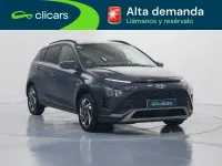 Usado Hyundai Bayon 100 CV (73 kW) 2023 Gris / plata SUV