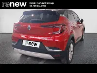 Usado Renault Captur Zen 160 CV (117 kW) 2022 Rojo SUV