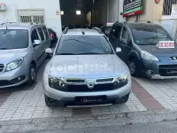 Usado Dacia Duster Ambiance 109 CV (80 kW) 2011 Gris / plata SUV