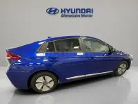 Usado Hyundai Ioniq 141 CV (103 kW) 2019 Azul Utilitario
