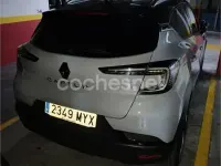 Usado Renault Captur Techno 100 CV (73 kW) 2025 Gris / plata SUV