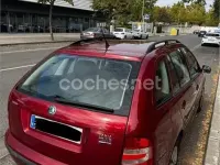 Usado Skoda Fabia Comfort 80 CV (58 kW) 2006 Granate Familiar