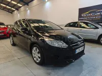 Usado Ford Focus 95 CV (69 kW) 2012 Negro Berlina
