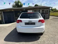 Usado Audi A3 Sportback Ambiente 140 CV (102 kW) 2010 Blanco Utilitario