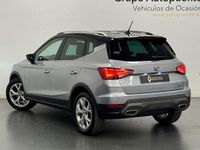 Usado Seat Arona FR 150 CV (110 kW) 2023 Gris / plata SUV