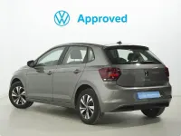 Usado VW Polo Advance 95 CV (69 kW) 2020 Gris Utilitario