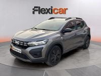 Usado Dacia Sandero Essentiel 91 CV (66 kW) 2024 Gris Berlina