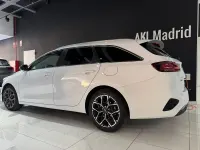 Usado Kia Ceed Style 100 CV (73 kW) 2025 Blanco Utilitario