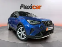Usado Seat Arona FR 110 CV (80 kW) 2022 Azul SUV