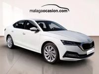 Usado Skoda Octavia Selection 150 CV (110 kW) 2024 Blanco Berlina