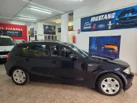 Usado BMW 116 122 CV (89 kW) 2008 Azul Utilitario