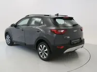 Usado Kia Stonic 101 CV (74 kW) 2021 Gris SUV