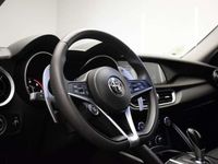 Usado Alfa Romeo Stelvio Executive 190 CV (139 kW) 2019 Rojo SUV