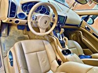 Usado Porsche Cayenne 240 CV (176 kW) 2011 Gris / plata SUV