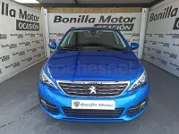 Usado Peugeot 308 SW Allure 130 CV (95 kW) 2021 Azul Familiar