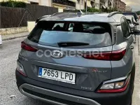 Usado Hyundai Kona 141 CV (103 kW) 2021 Gris / plata SUV