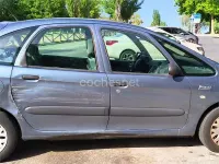 Usado Citroën Xsara Picasso 92 CV (67 kW) 2009 Gris / plata Monovolumen