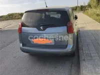 Usado Peugeot 5008 Business-Line 112 CV (82 kW) 2009 Azul Monovolumen