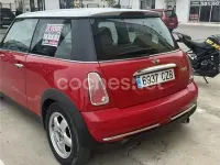 Usado Mini Cooper 115 CV (84 kW) 2003 Rojo Utilitario