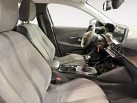 Usado Peugeot 208 Allure 100 CV (73 kW) 2025 Gris Utilitario