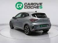 Usado Renault Clio V Techno 90 CV (66 kW) 2024 Gris / plata Berlina