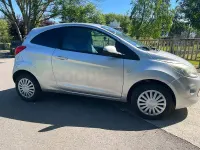 Usado Ford Ka Trend 75 CV (55 kW) 2010 Gris / plata Utilitario