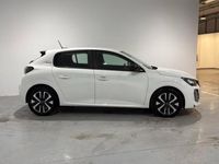 Usado Peugeot 208 Style 100 CV (73 kW) 2025 Blanco Utilitario