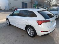 Usado Skoda Scala Active 95 CV (69 kW) 2022 Blanco Utilitario