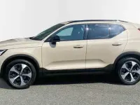 Usado Volvo XC40 Plus 2024 Beige SUV