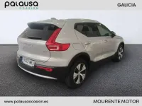Usado Volvo XC40 Core 163 HP (119 kW) 2022 Prateado SUV