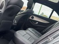 Usado Mercedes E220 194 CV (142 kW) 2019 Gris Berlina